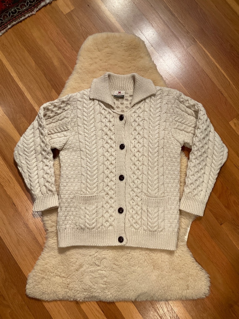 Carraigdonn cream cable knit wool cardigan